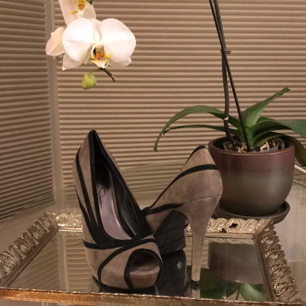 Jessica Simpson Suede Heels